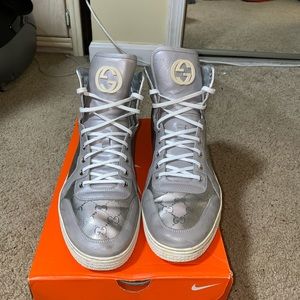 AUTHENTIC GUCCI coda GG Sneakers